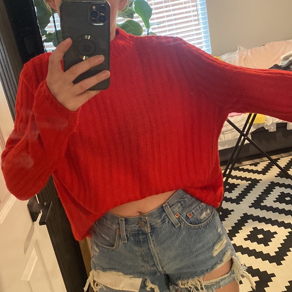 H&M red knit sweater - Picture 10 of 12